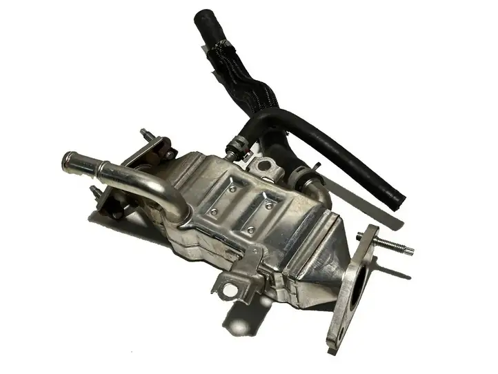 Toyota C-HR (2016 - 2022)  256010T010A Охладитель EGR