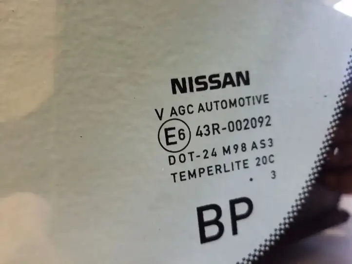 Nissan Qashqai J12 (2021 - ) Заднее боковое стекло — фото 3