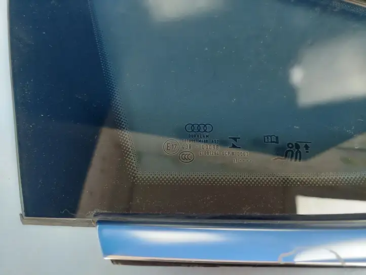 Audi A5 (2016 - ) 8W8845297F Форточка двери — фото 8