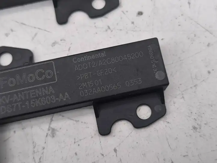 Ford Galaxy (2015 - ) DS7T15K603AA Антенна системы Keyless — фото 3