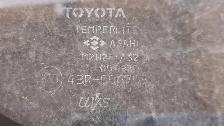 Toyota Yaris (2003 - 2005) Заднее боковое стекло — фото 3