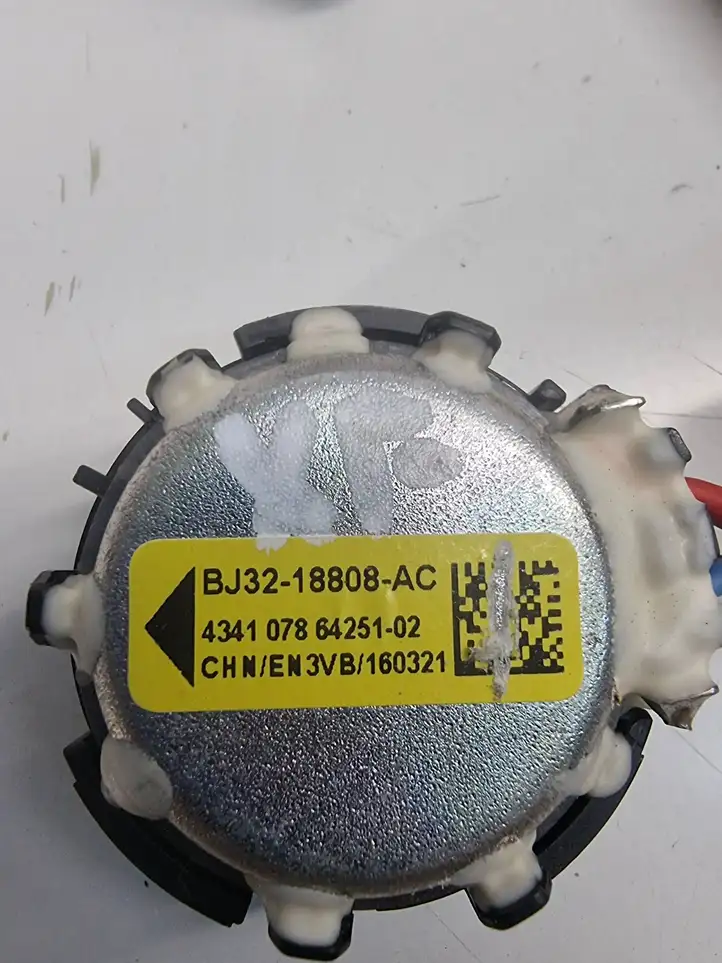 Jaguar XF X260 (2015 - ) BJ3218808AC Твитер задних дверей — фото 3