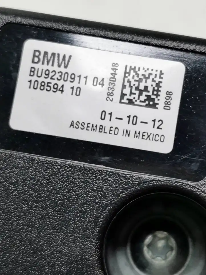 BMW X5 E70 (2006 - 2013) 9230911 Усилитель антенны — фото 5