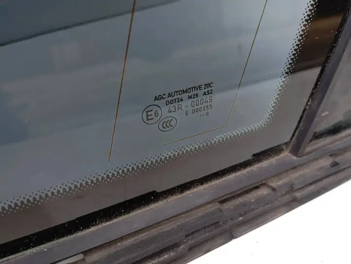 Porsche Cayenne (92A) (2011 - 2017) E000255 Заднее боковое стекло — фото 11