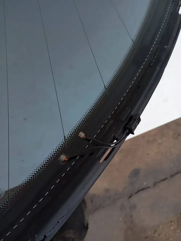 Porsche Cayenne (92A) (2011 - 2017) E000255 Заднее боковое стекло — фото 4