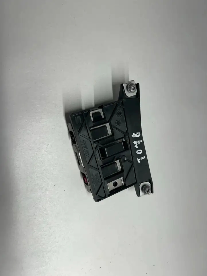 Seat Leon (5F) (2012 - 2019)  4M0035456A Усилитель антенны