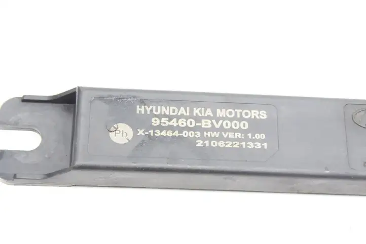 Hyundai Ioniq 5 (2021 - ) 95460BV000 Антенна бесключевого доступа — фото 4