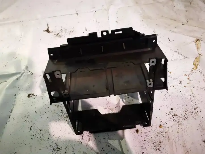 Skoda Superb B5 (3U) (2001 - 2008)  3u0858757 Другая внешняя деталь