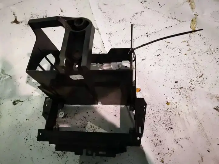 Skoda Superb B5 (3U) (2001 - 2008)  3u0858757 Другая внешняя деталь