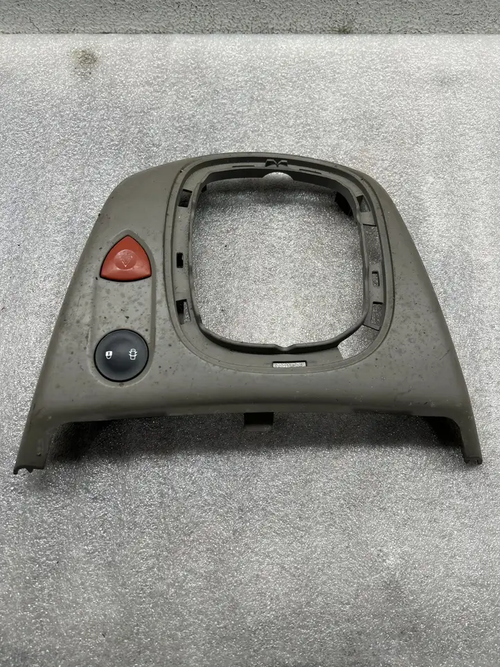 Renault Scenic II - Grand scenic II (2003 - 2006) 8200231906 Прочие детали салона — фото 1