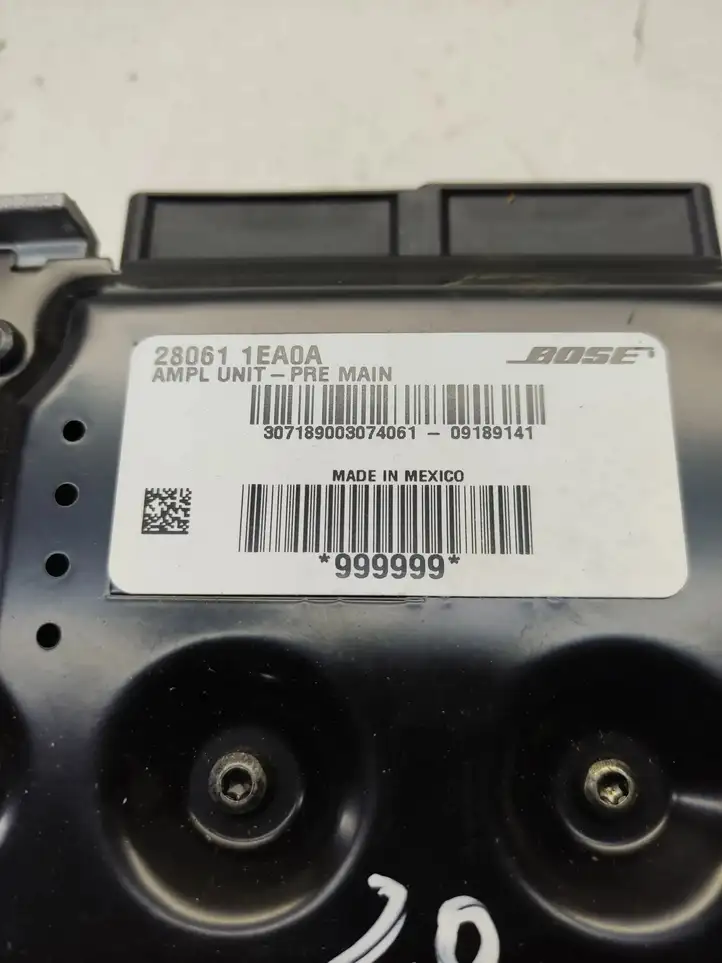 Nissan 370Z (2008 - 2014) 280611EA0A Усилитель звука — фото 2