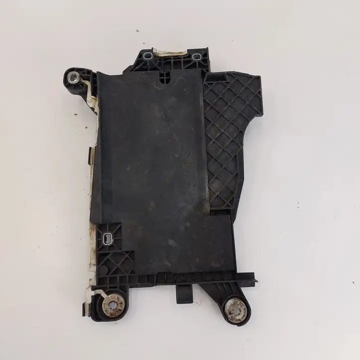 Mini One Cooper F56 F55 (2012 - 2022) 7541797 Площадка аккумулятора — фото 2