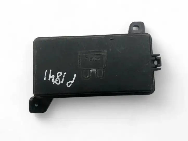 Land Rover Freelander (2003 - 2006) 39017435 Крышка ящика предохранителей — фото 3