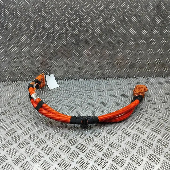 Mercedes-Benz EQB (2021 - )  A2435402511 Другой проводник