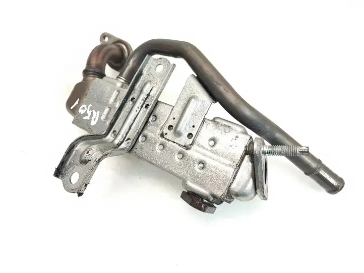 Toyota RAV 4 (XA40) (2012 - 2018) 2205000060 Охладитель клапана EGR — фото 4