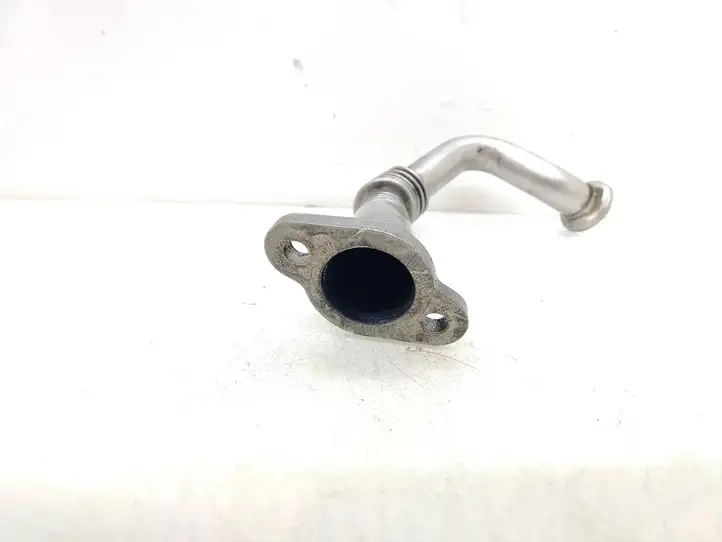 Volkswagen Caddy (2010 - 2015) 03L131521R Трубка EGR — фото 2