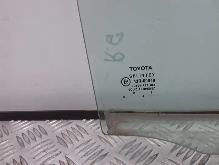 Toyota Avensis T250 (2003 - 2006) Стекло задней двери — фото 2