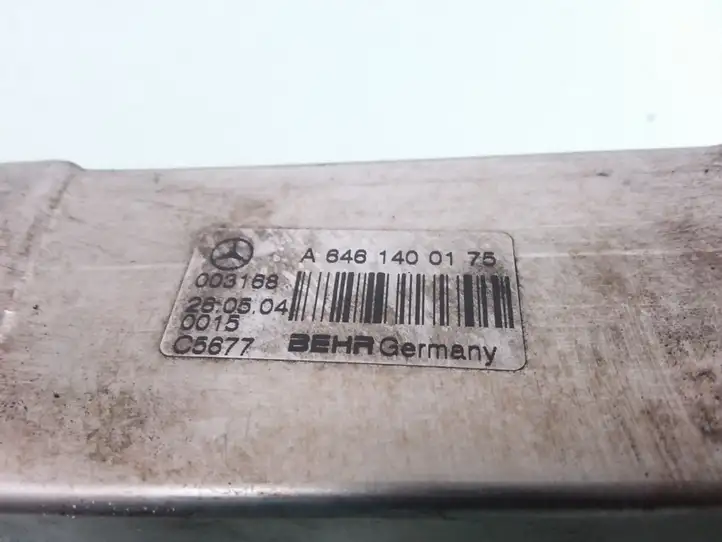 Mercedes-Benz C W203 (2000 - 2007) A6461400175 Охладитель клапана EGR — фото 4