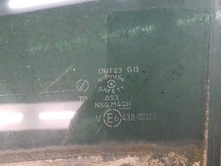 Mazda Premacy (1999 - 2005) 43r00123 Стекло задней двери — фото 3