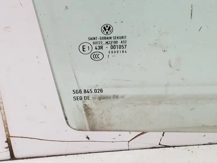 Volkswagen Golf VII (2013 - 2019) 5G6845026 Стекло задней двери — фото 3