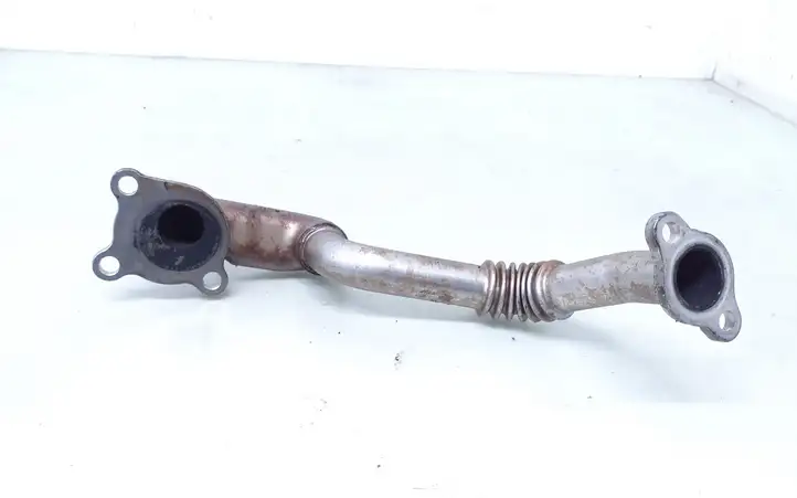 Toyota Avensis T270 (2009 - 2012) Трубка EGR — фото 2