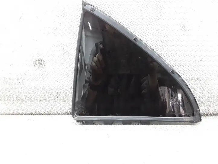 Toyota Avensis T250 (2003 - 2006) Форточка двери — фото 2