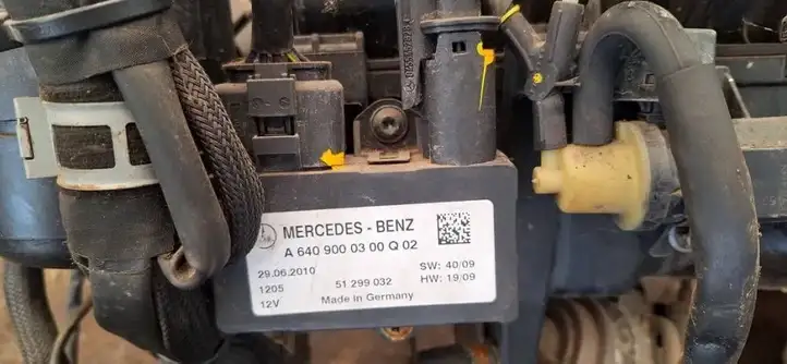 Mercedes-Benz B-class W245 (2008 - 2011) a6409000300q02 Реле накала свечей — фото 1