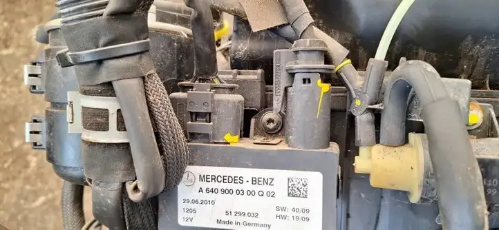 Mercedes-Benz B-class W245 (2008 - 2011) a6409000300q02 Реле накала свечей — фото 3