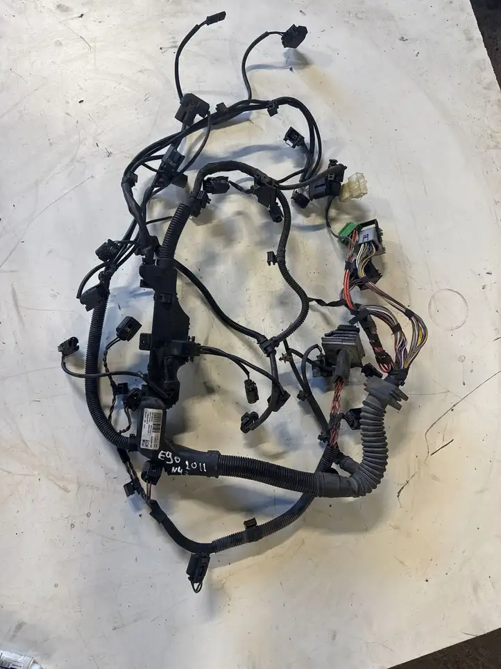 BMW 3 E92 E93 (2005 - 2014) 758066001A Проводка топливных форсунок — фото 2