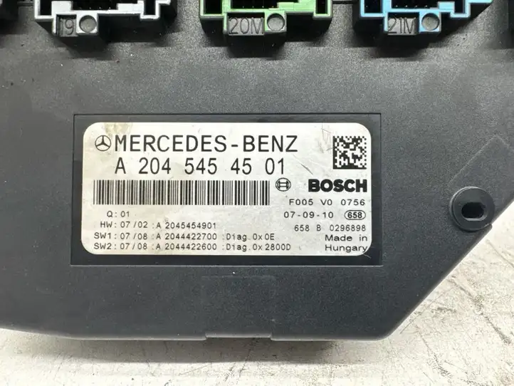 Mercedes-Benz C W204 (2007 - 2014) A2045454501 Блок предохранителей — фото 9