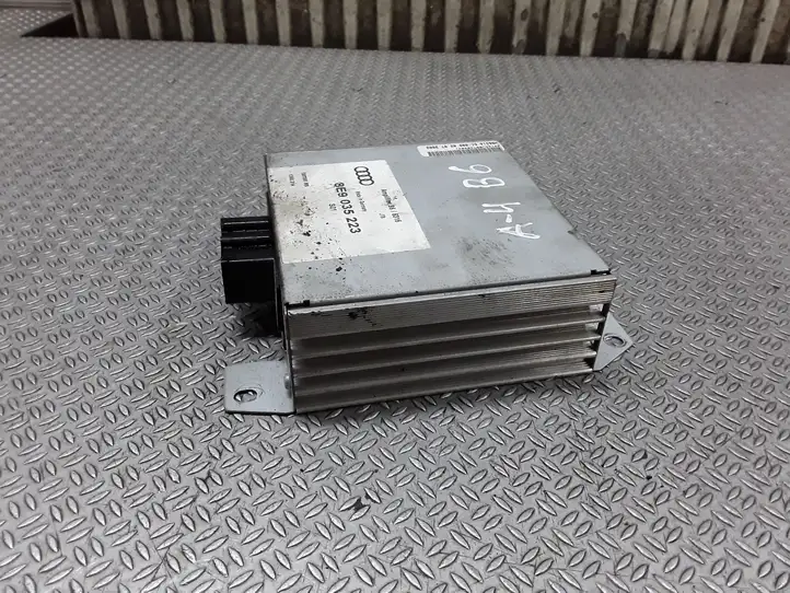 Audi A4 S4 B6 8E 8H (2000 - 2006) 8E9035223 Усилитель звука — фото 2