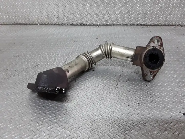 Chevrolet Captiva (2006 - 2011) Трубка EGR — фото 1