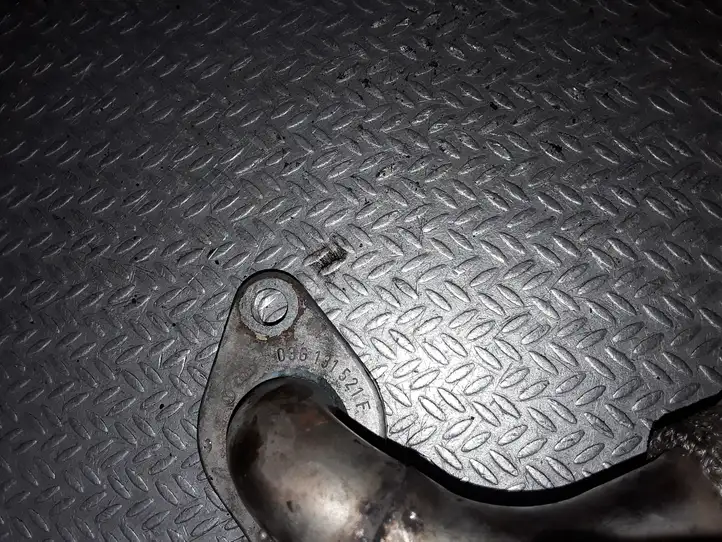 Volkswagen Touran I (2003 - 2010) 03G131521F Трубка EGR — фото 2