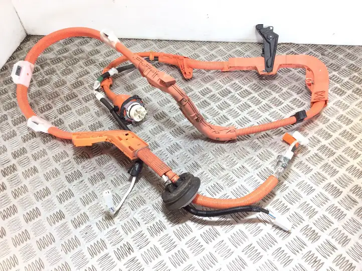 Toyota Auris E180 (2012 - 2018) 8216402040 Кабель для зарядки электромобилей — фото 2