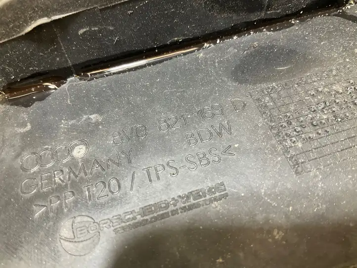 Audi A3/S3 8V (2016 - 2020) 8V0821139D Другая часть кузова — фото 2
