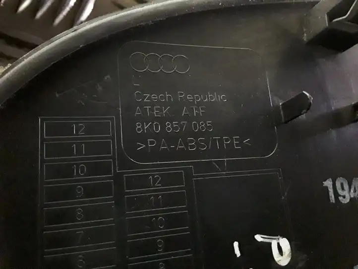 Audi A4 S4 B8 8K (2007 - 2011) 8K0857085 Боковая отделка панели приборов — фото 3