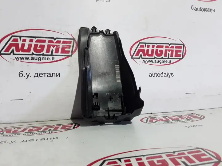 Volvo V60 (2013 - 2018) 30644652 Крышка ящика предохранителей — фото 3