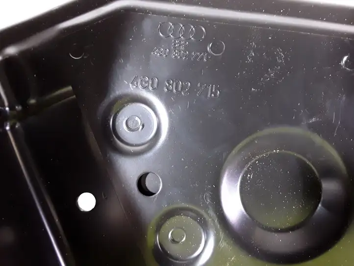 Audi A6 C7 (2011 - 2014) 4G0802715 Держатель аккумулятора — фото 2
