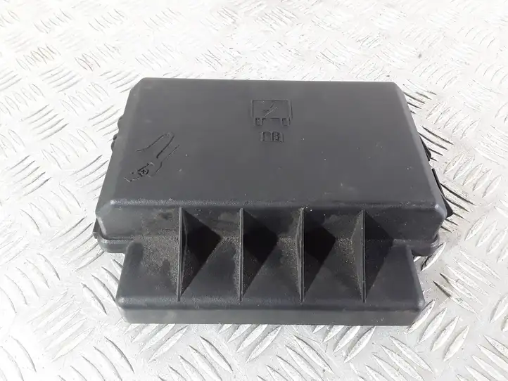 Toyota Avensis T250 (2003 - 2006) 7140191430 Крышка ящика предохранителей — фото 1