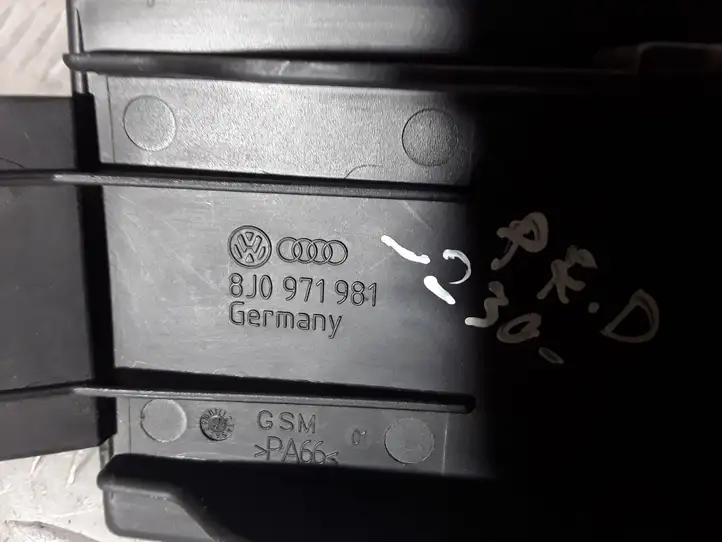 Audi A4 S4 B8 8K (2007 - 2011) 8J0971981 Прочие детали салона — фото 2