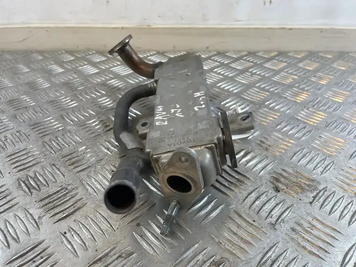Toyota RAV 4 (XA40) (2012 - 2018) 2205000060 Охладитель клапана EGR — фото 3