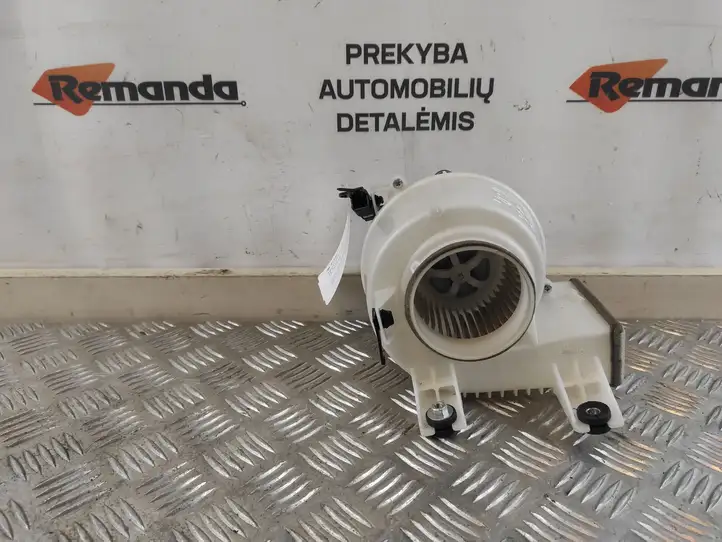 Toyota RAV 4 (XA40) (2012 - 2018) G923048070 электрический вентилятор батареи автомобиля — фото 1