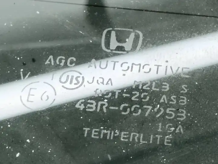 Honda Accord (2008 - 2016) 43R007953 Заднее боковое стекло — фото 9