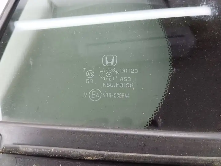 Honda Accord (2008 - 2016) Форточка двери — фото 6