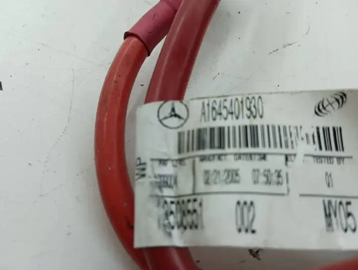 Mercedes-Benz ML W164 (2005 - 2011) A1645401930 Плюсовой провод аккумулятора — фото 7