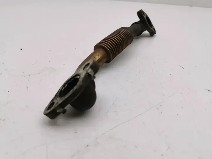 Hyundai i40 (2011 - )   EGR трубка (трубки)/ шланг (шланги)