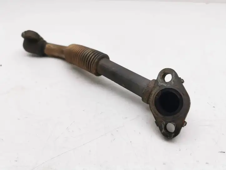 Hyundai i40 (2011 - )   EGR трубка (трубки)/ шланг (шланги)