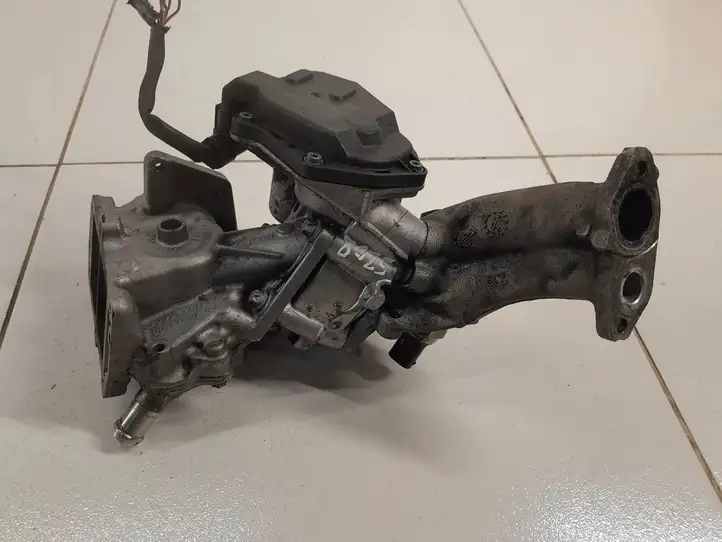 Mercedes-Benz Sprinter W906 (2006 - 2018) A6511400860 Клапан EGR — фото 1