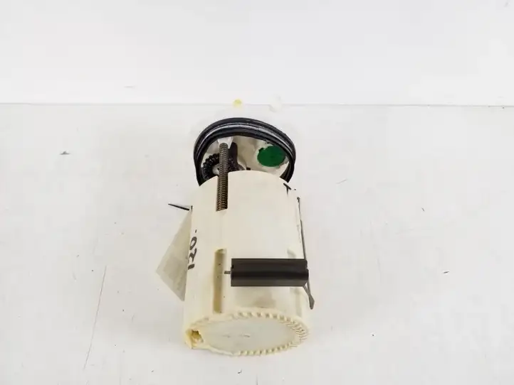 Toyota Corolla E120 E130 (2000 - 2004) 77020-02070 Топливный насос (в баке) — фото 2