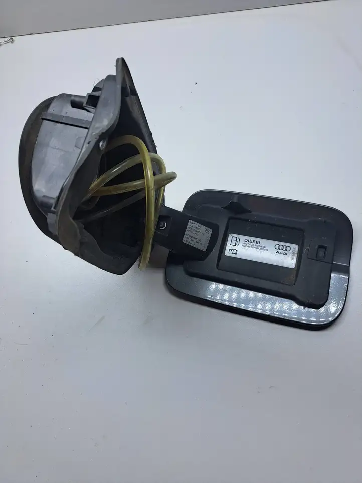 Audi A6 C7 (2011 - 2014) 8K0010508R Крышка топливного бака — фото 2